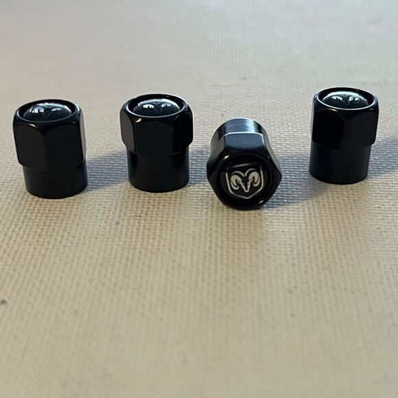 Dodge Logo Valve Stem Caps in Black set of 4 NWT - Picture 3 of 5